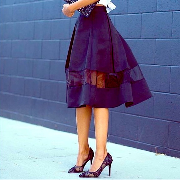 Express Mesh Circle Skirt Black size 10 - Picture 1 of 9